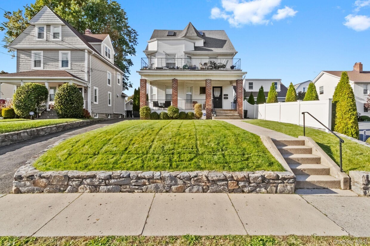Foto principal - 13 Hanford Ave