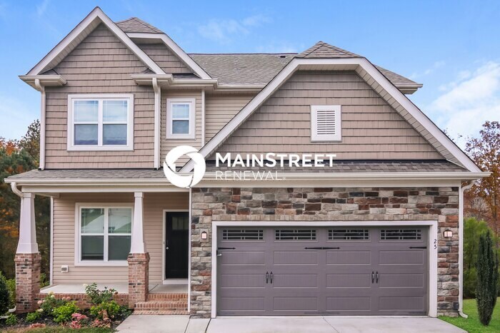 Foto principal - 4 Bedroom Pet-Friendly Home in FRANKLINTON...