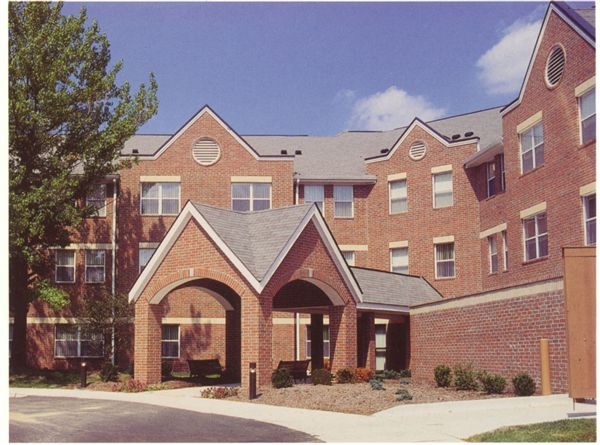 Foto principal - Eden Manor Senior Apartments