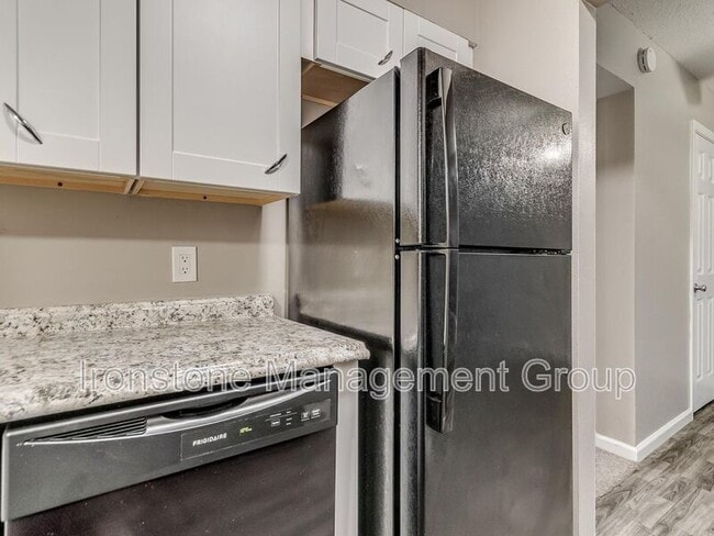 Foto del edificio - 4521 E 31st St