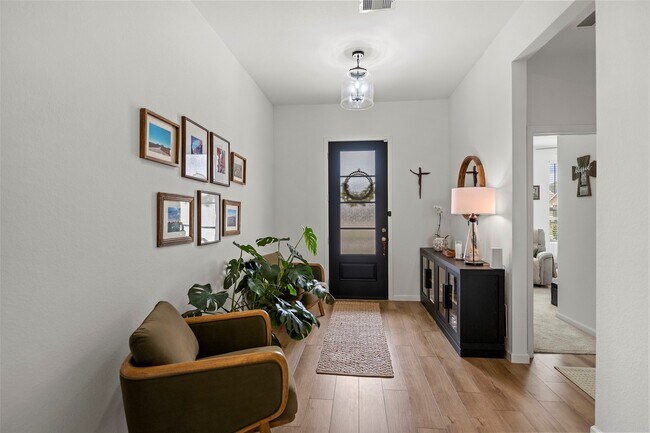 Foto del edificio - 29003 Spicewood Vly Dr