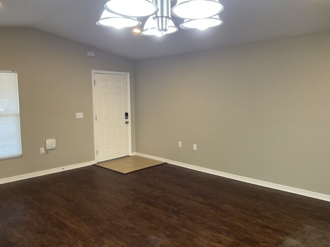 Building Photo - 5222 Orange Ave