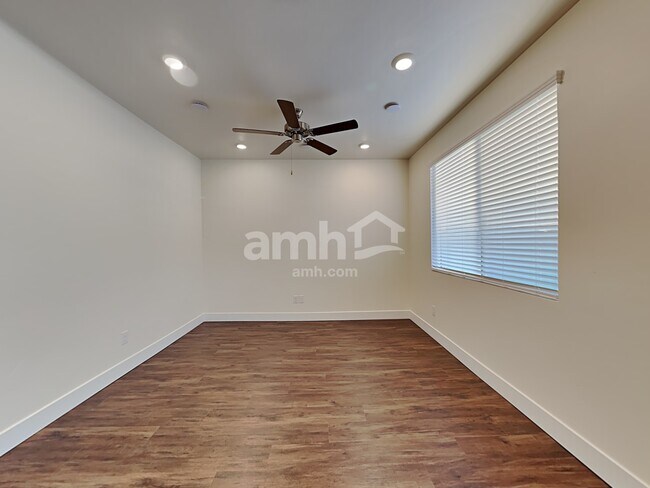 Foto del edificio - 19219 15th Ave Ct E
