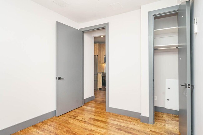 Building Photo - 1461 Gates Ave