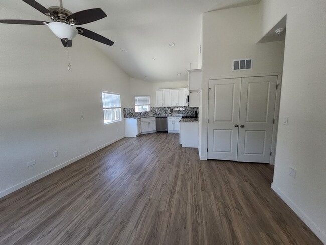 Foto del edificio - 8606 Grandy St