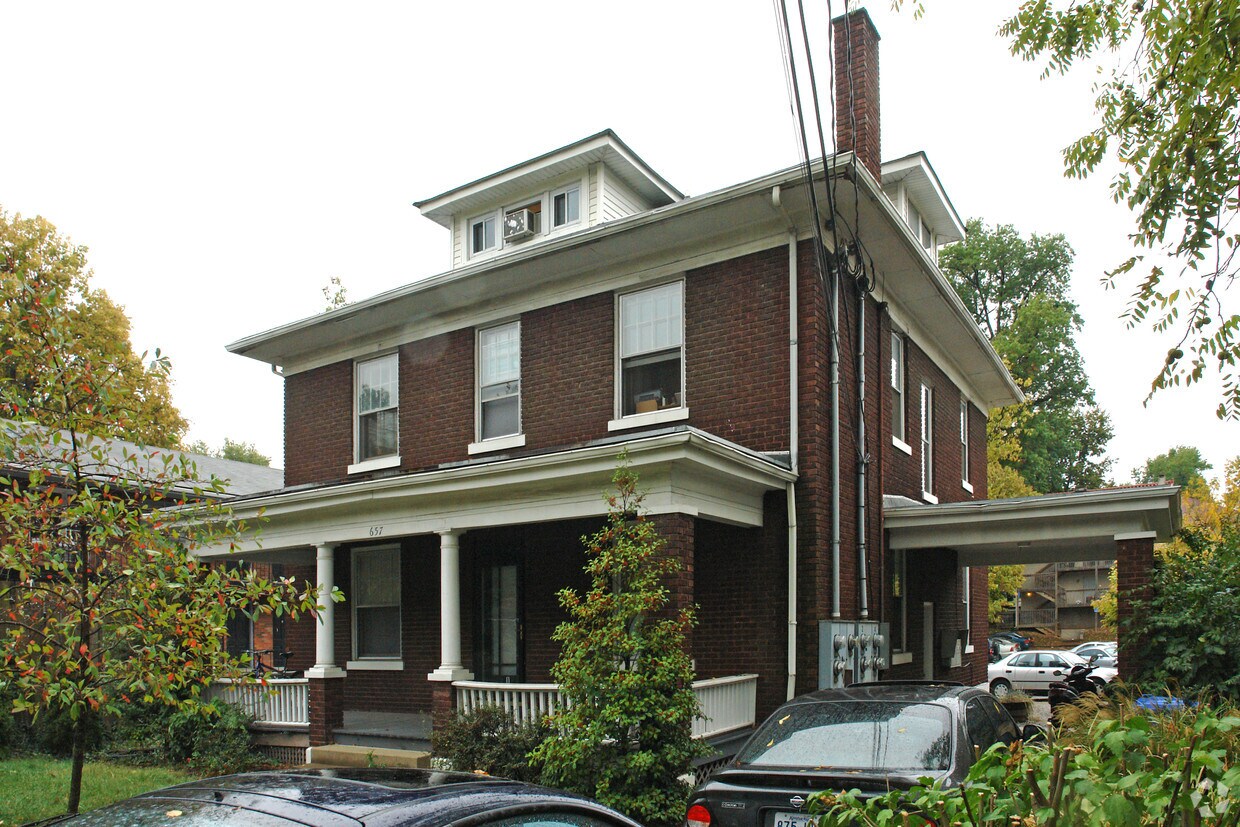 657 S Limestone, Lexington, KY 40508 Apartments in Lexington, KY