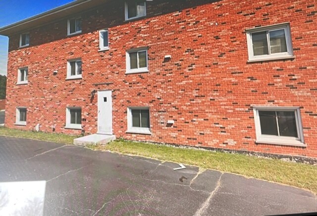 Building Photo - 6311 Joliet Rd