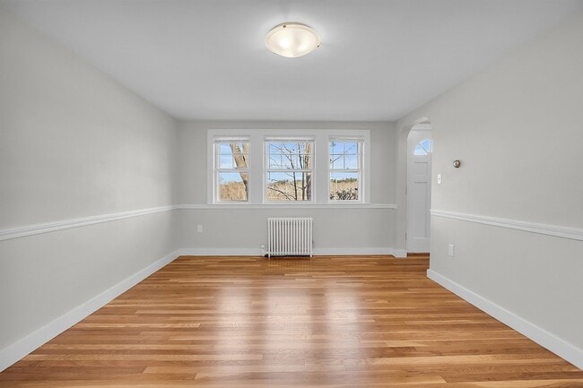 Building Photo - 70 Spruce St