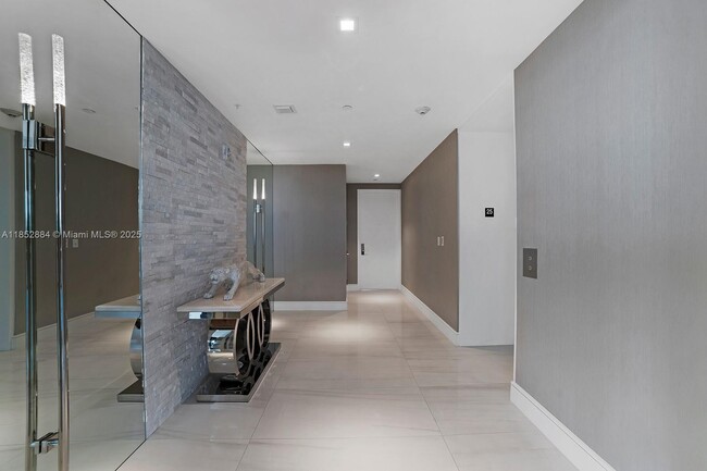 Building Photo - 10203 Collins Ave