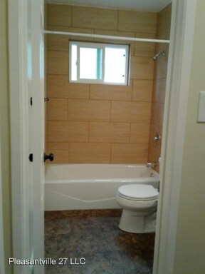 Foto del edificio - 540-540 E Pleasant St