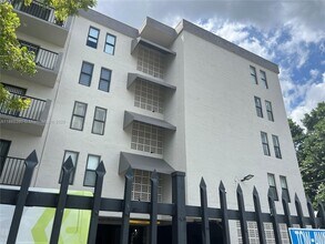 Building Photo - 6950 W 6th Ave