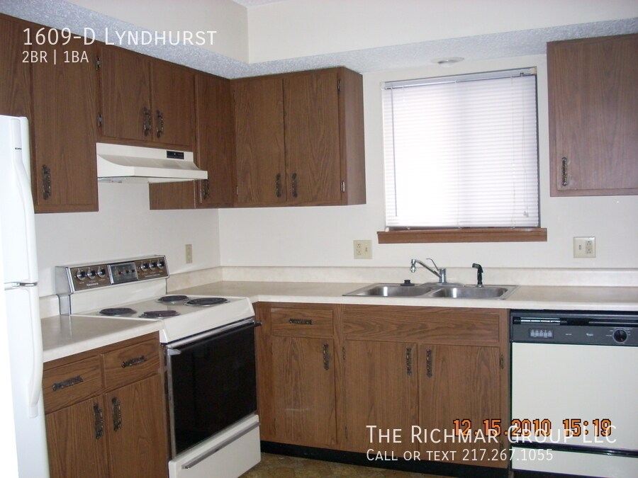 Foto del edificio - 1609-D Lyndhurst-