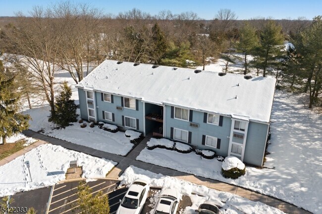 Foto del edificio - 62 Eton Way