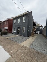 Building Photo - 121 44th St