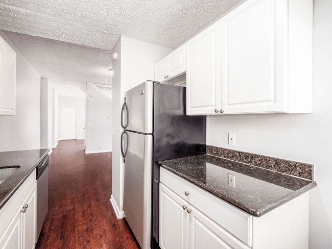 Building Photo - 421 E Mithoff St