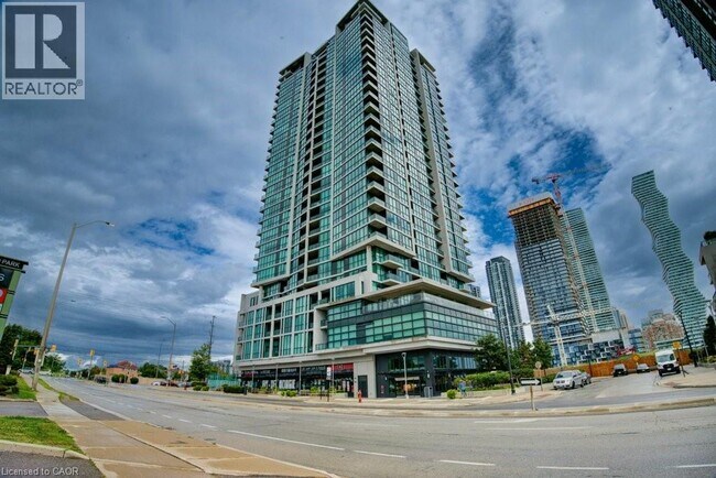 Building Photo - 3985 Grand Park Dr