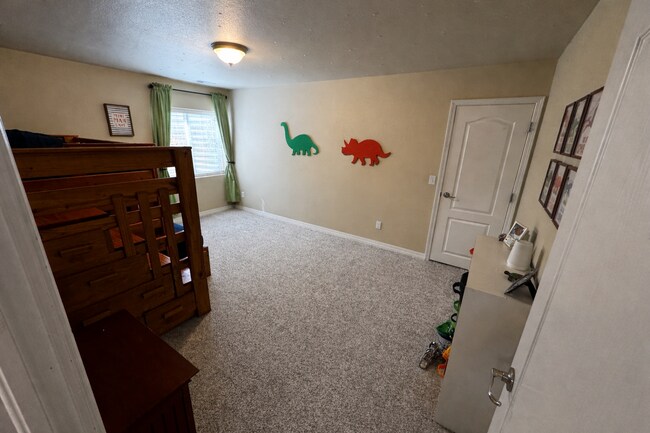 Foto del edificio - 6675 Silverwind Cir