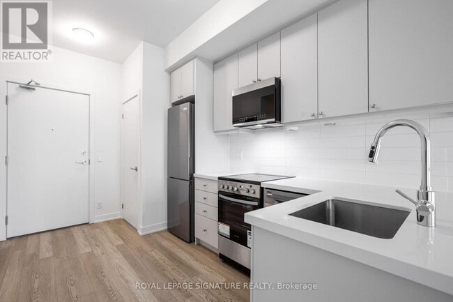 Building Photo - 51 Clarington Blvd
