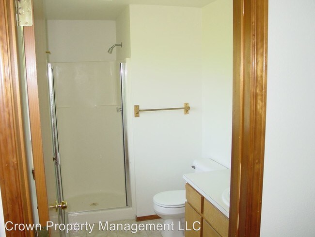 Building Photo - 2312 W 12th Pl