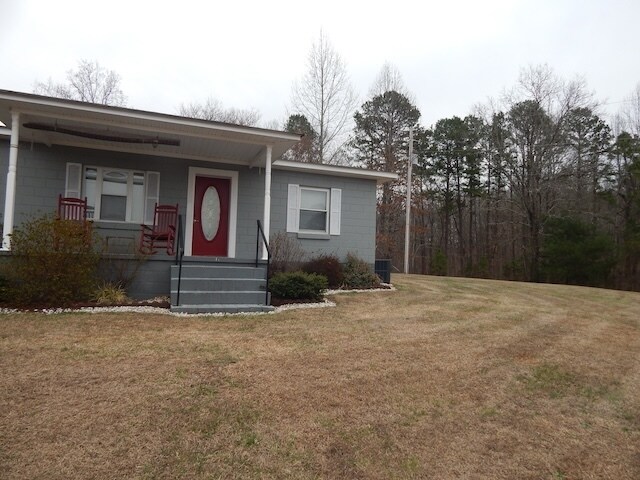 Foto del edificio - 320 Shortys Hill Dr