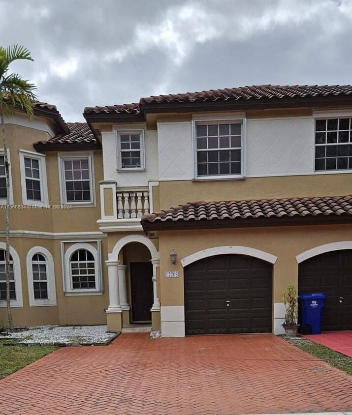 Primary Photo - 12708 SW 49th Dr
