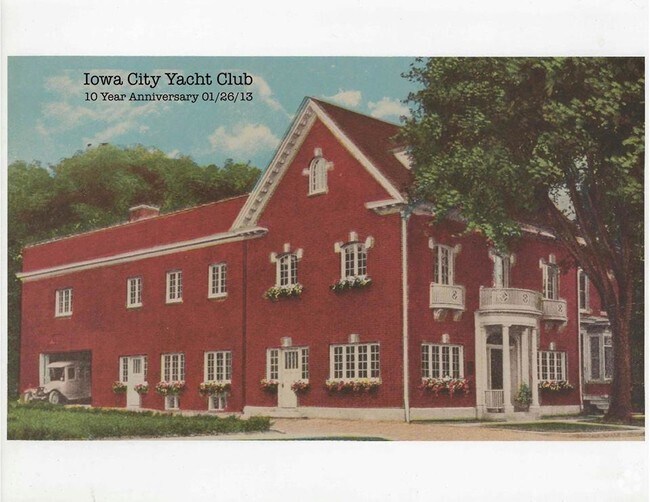 Historic Downtown Iowa City Gated Apartments for Rent Iowa City, IA