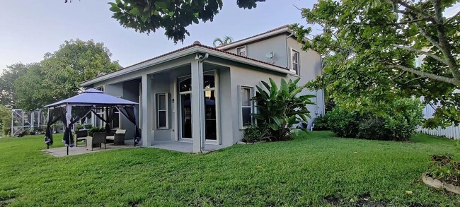 Foto del edificio - 3198 SW 132nd Ave