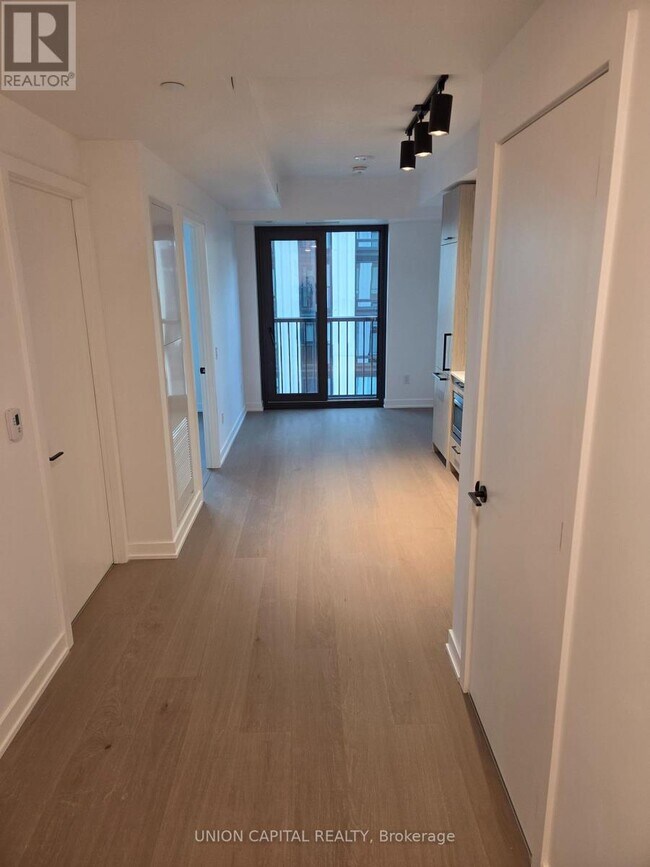 Photo du bâtiment - 91 Montclair Ave