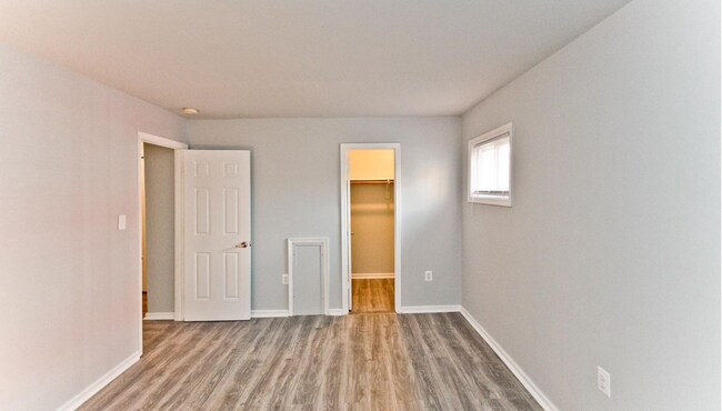 Foto del edificio - Spacious and Convenient 2-Bedroom Condo in...