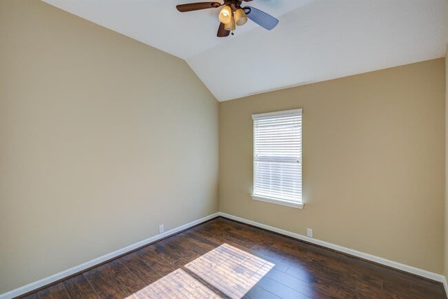 Foto del edificio - 6311 Clear Canyon Dr