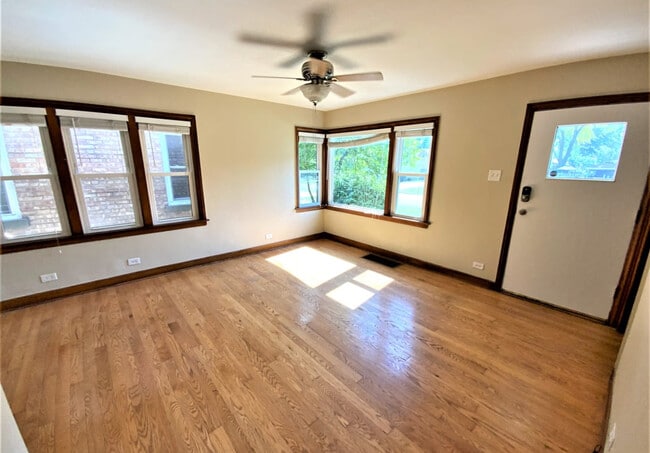 Foto del edificio - 3231 Park Ave