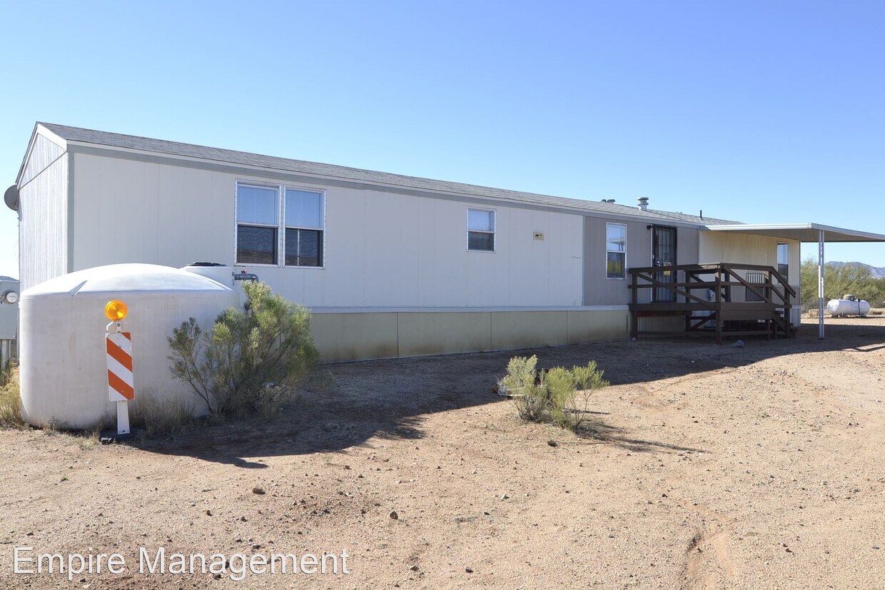Foto principal - 3 br, 2 bath House - 3725 W. Curly Horn Rd #2