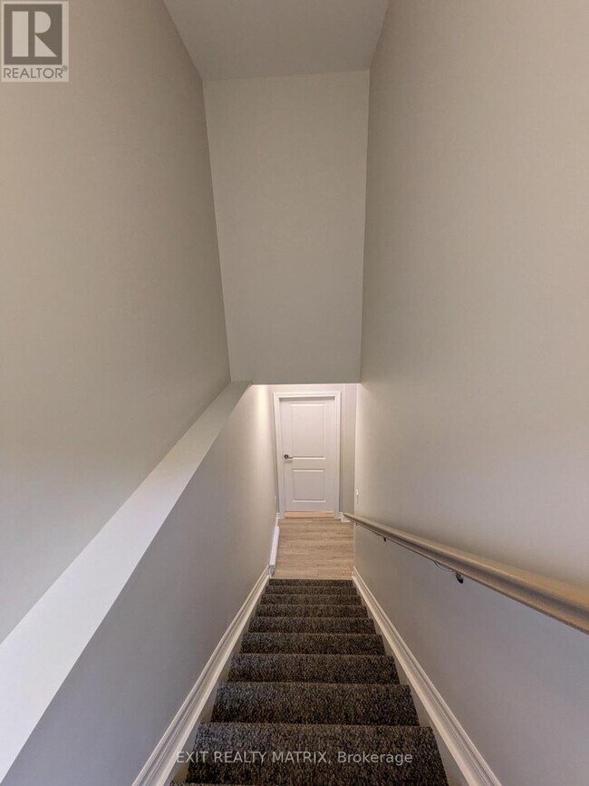 Photo du bâtiment - 903 Cologne St