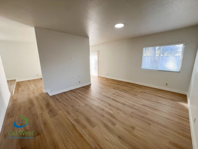 Building Photo - 3023 Plumstead Way