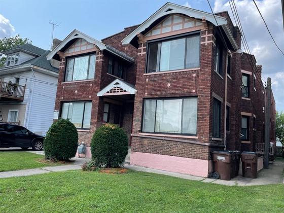 Building Photo - 2070 Elm Ave