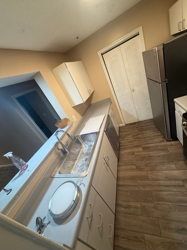 Cocina - 606 Ridge Creek Dr