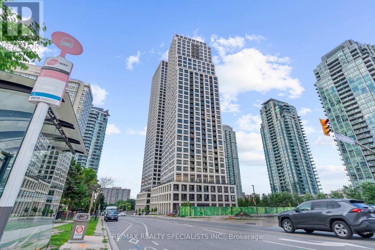 361036 Elm Dr, Mississauga, ON L5B 0N3 House for Rent in Mississauga