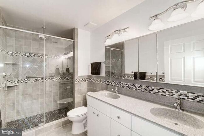 Building Photo - 8303 Bluebird Way