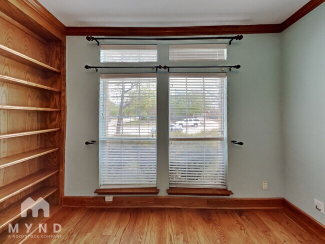 Foto del edificio - 10805 Winged Foot Dr