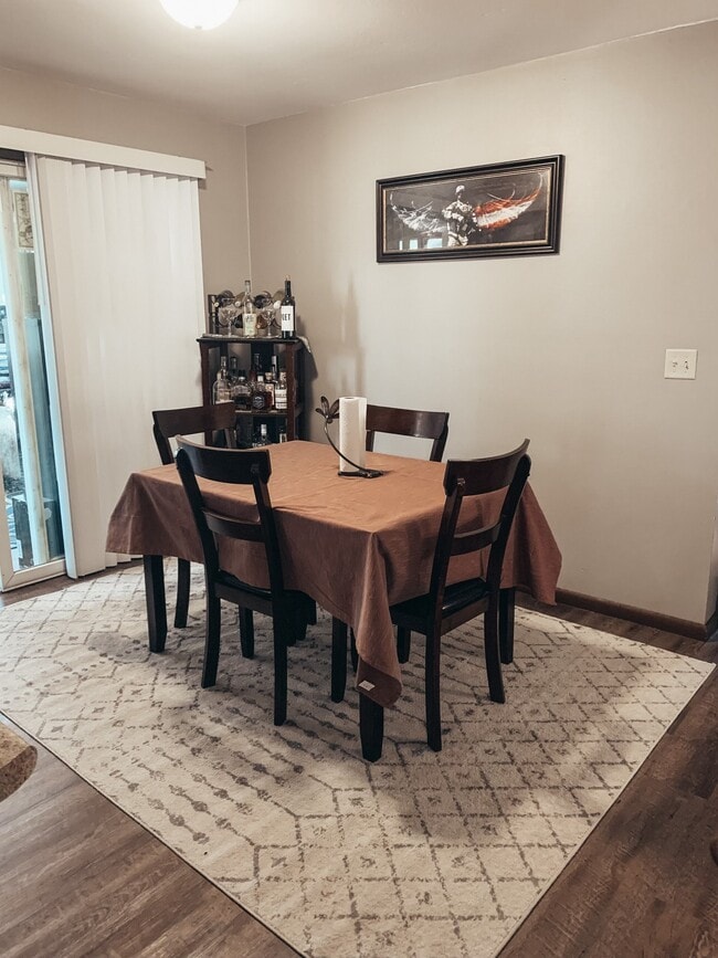 Building Photo - 3118 W Folsom St