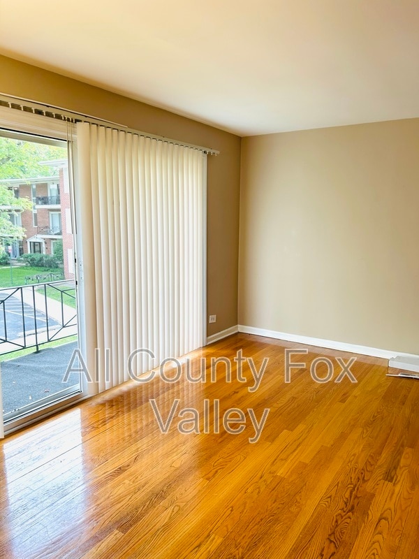 Building Photo - 10111 Old Orchard Ct