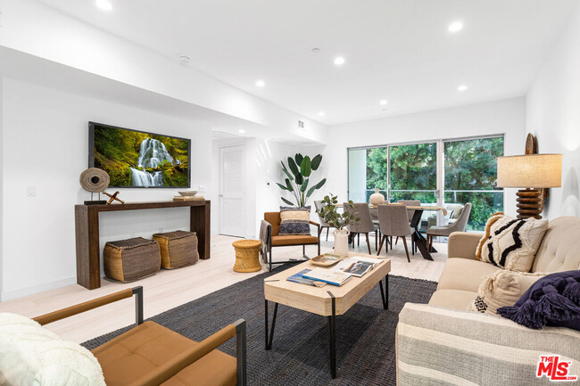 Foto del edificio - 11620 Chenault St