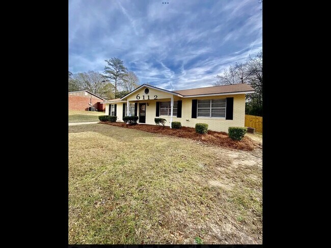 Building Photo - 6112 Potomac Cir
