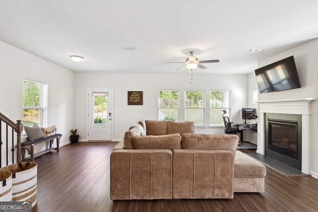 Foto del edificio - 4736 Electric Ave SW