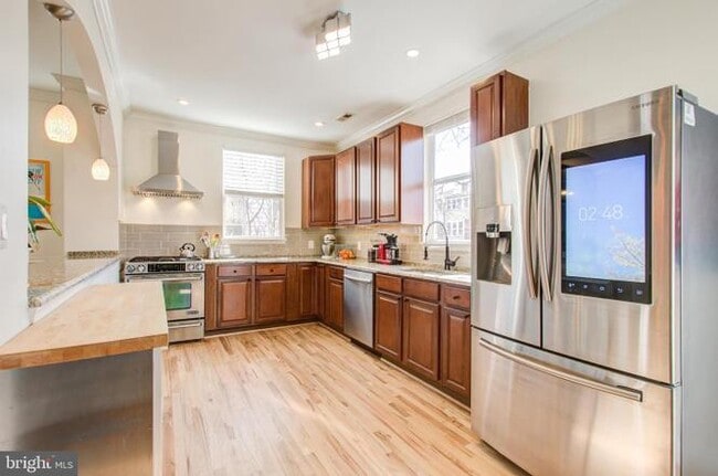 Building Photo - 7124 9th St NW