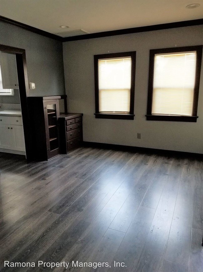 Foto del edificio - 12793-12795 7th St