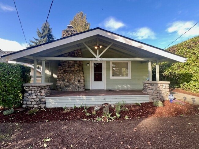 Foto del edificio - West Seattle Home
