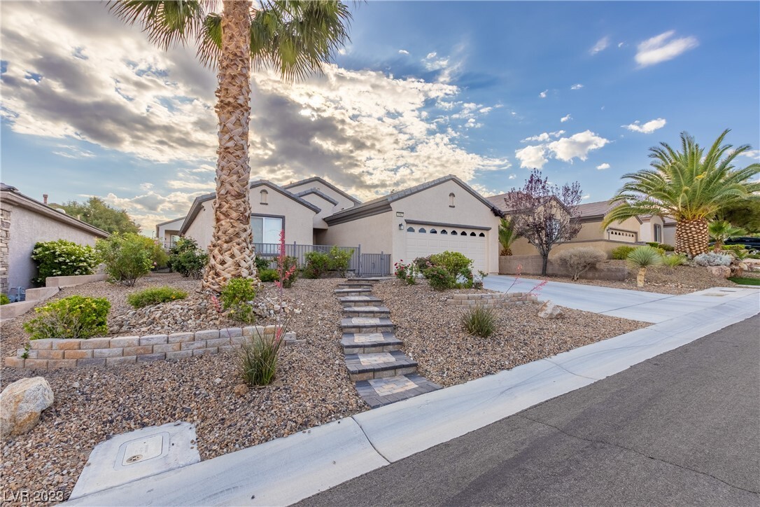 Primary Photo - 2562 Starlight Valley St