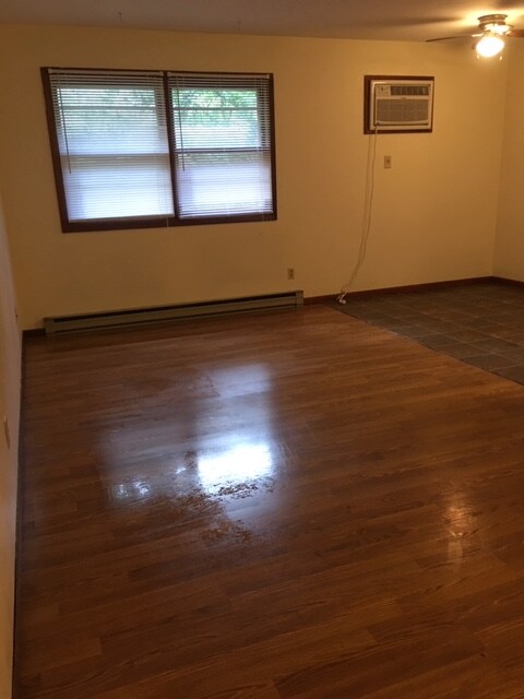 Foto del edificio - 134 Flintridge Dr