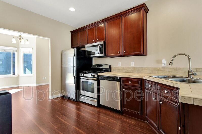 Foto principal - 8900 SW Elena Ln